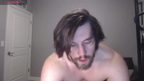 Snapshot of robknocks chatting on November 2025 07:14:02 PM Rob Knocks online show from November 2025 07:14:02 PM