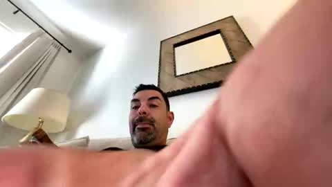 Snapshot of roblatino12 chatting on November 2025 07:43:01 PM roblatino12 online show from November 2025 07:43:01 PM