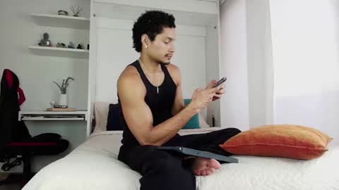 Snapshot of roby_millerr chatting on October 2025 10:26:02 PM roby_millerr online show from October 2025 10:26:02 PM