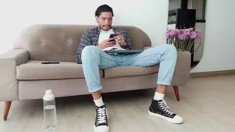 Snapshot of roby_millerr chatting on November 2025 07:29:02 PM roby_millerr online show from November 2025 07:29:02 PM