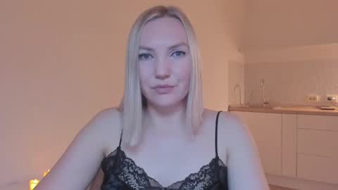 Snapshot of rock__baby chatting on December 2024 09:39:02 PM rock__baby online show from December 2024 09:39:02 PM