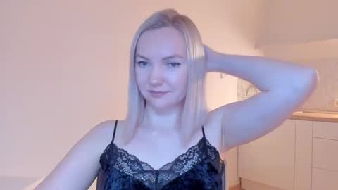 Snapshot of rock__baby chatting on February 2025 11:10:02 PM rock__baby online show from February 2025 11:10:02 PM