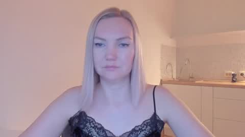 Snapshot of rock__baby chatting on February 2025 02:42:01 AM rock__baby online show from February 2025 02:42:01 AM