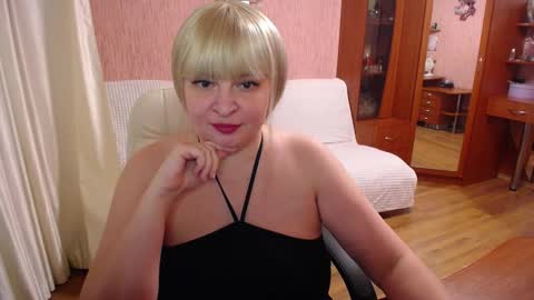 Snapshot of rocknlinxx chatting on September 2025 03:50:01 PM Rocknlinxx online show from September 2025 03:50:01 PM