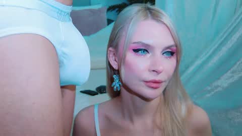 Lina and Den online show from May 2026 08:21:02 AM