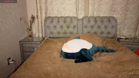 Rockel online show from November 2025 07:15:01 PM