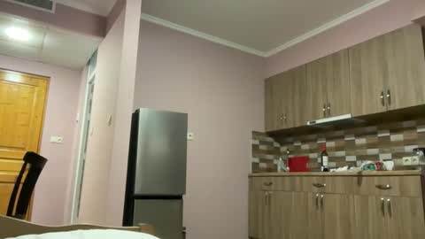 rockybee1 online show from November 2025 10:48:02 PM