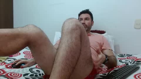 Snapshot of rodher81 chatting on December 2024 04:10:02 PM Rod online show from December 2024 04:10:02 PM