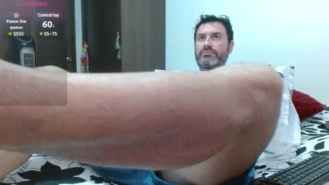 Snapshot of rodher81 chatting on February 2025 03:08:01 PM Rod online show from February 2025 03:08:01 PM