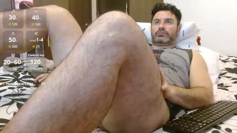 Snapshot of rodher81 chatting on September 2025 09:09:02 PM Rod online show from September 2025 09:09:02 PM