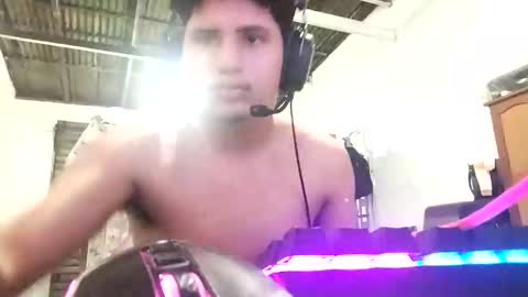 rodri1k online show from May 2026 03:44:01 AM