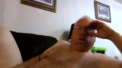 rodstud641 online show from October 2025 10:47:02 AM