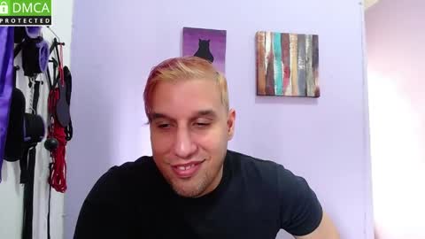 Snapshot of rodthiago chatting on May 2026 05:43:01 PM Thiago independent model online show from May 2026 05:43:01 PM