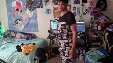Snapshot of roelliitheecchi chatting on July 2026 05:04:02 PM Roellii Pinky online show from July 2026 05:04:02 PM