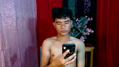 Snapshot of roianboyyy chatting on June 2026 12:24:02 AM roianboyyy online show from June 2026 12:24:02 AM