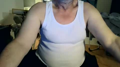 rolandloser1000 online show from February 2025 09:22:01 PM