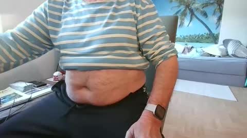 rolandloser1000 online show from November 2025 07:53:01 AM