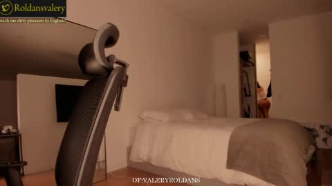 Valery Roldans online show from March 2026 01:22:02 AM