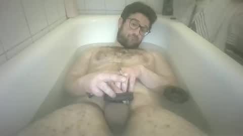 Snapshot of rollinghard90 chatting on December 2024 06:20:01 PM rollinghard90 online show from December 2024 06:20:01 PM