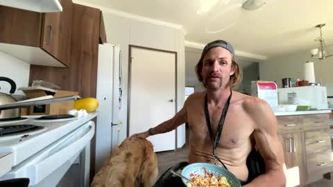 Rollinintheweeds online show from September 2025 08:32:01 PM