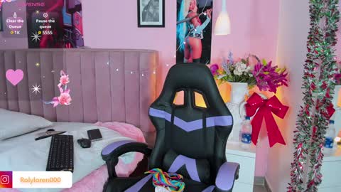 Snapshot of rolyloren chatting on December 2024 05:09:01 PM Marcela online show from December 2024 05:09:01 PM