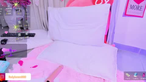 Snapshot of rolyloren chatting on February 2025 11:45:01 PM Marcela online show from February 2025 11:45:01 PM