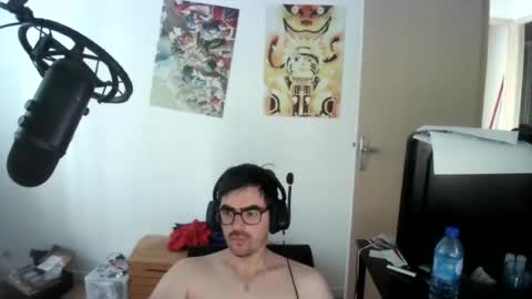 Snapshot of romainb72 chatting on June 2026 10:34:01 AM romainb72 online show from June 2026 10:34:01 AM