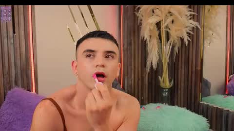   online show from November 2025 02:50:02 PM