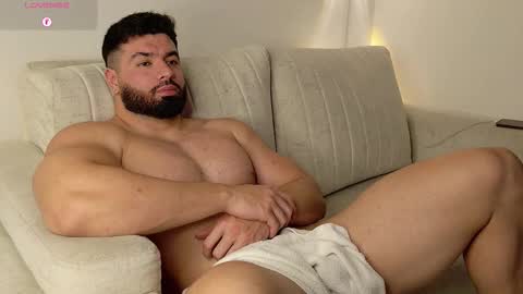 Roman Lux online show from November 2025 05:29:02 AM