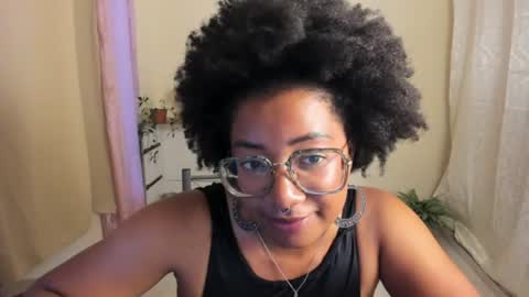 Snapshot of romantic_stargirl chatting on June 2026 11:03:01 PM Is A Belle online show from June 2026 11:03:01 PM