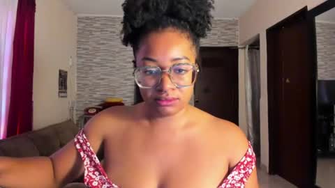 Snapshot of romantic_stargirl chatting on July 2026 01:09:01 PM Is A Belle online show from July 2026 01:09:01 PM