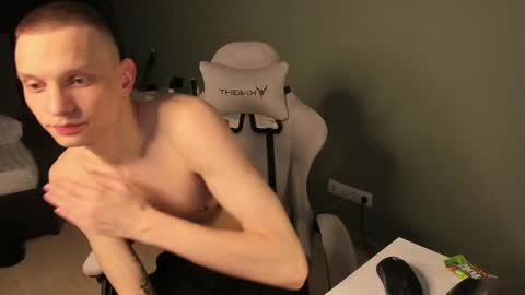 Snapshot of romeo_mercy chatting on February 2025 01:14:02 PM Romeo online show from February 2025 01:14:02 PM