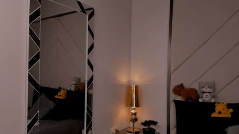 Snapshot of romeo_ricci1 chatting on January 2025 03:42:02 PM Romeo Ricci online show from January 2025 03:42:02 PM