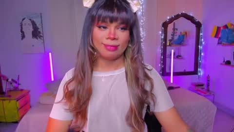 Snapshot of romirousexx chatting on October 2025 04:09:02 AM Romi Rouse online show from October 2025 04:09:02 AM