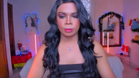 Snapshot of romirousexx chatting on December 2025 04:28:02 AM Romi Rouse online show from December 2025 04:28:02 AM