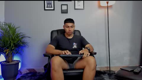 RonnieCanford online show from January 2026 03:38:01 PM