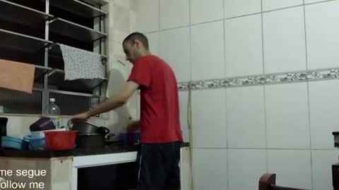 Snapshot of ronnispoto chatting on January 2025 10:03:01 PM ronny online show from January 2025 10:03:01 PM