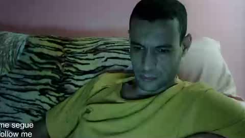 Snapshot of ronnispoto chatting on January 2025 05:20:02 AM ronny online show from January 2025 05:20:02 AM