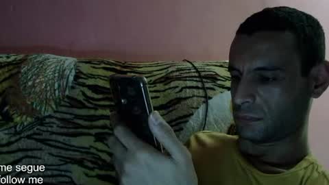 Snapshot of ronnispoto chatting on January 2025 08:31:01 AM ronny online show from January 2025 08:31:01 AM