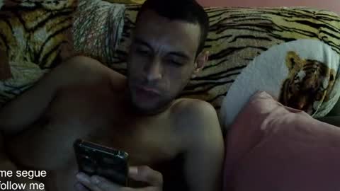 Snapshot of ronnispoto chatting on January 2025 12:26:01 PM ronny online show from January 2025 12:26:01 PM