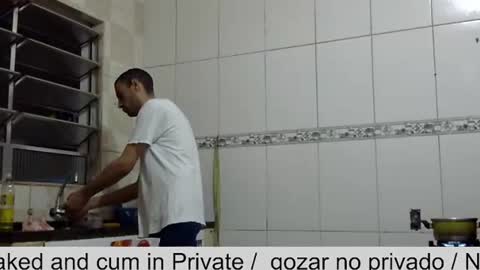 Snapshot of ronnispoto chatting on January 2025 08:43:02 PM ronny online show from January 2025 08:43:02 PM