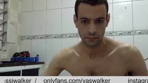 Snapshot of ronnispoto chatting on March 2025 04:20:01 PM ronny online show from March 2025 04:20:01 PM