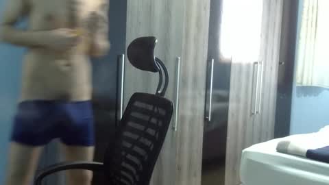 ronny online show from February 2026 09:11:02 PM