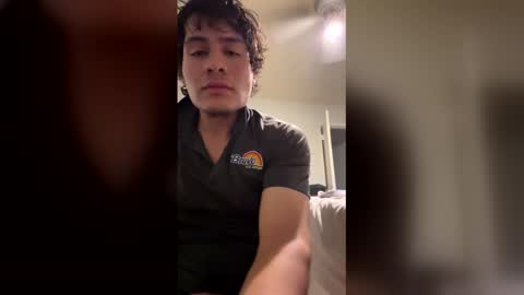 Snapshot of roro34105998 chatting on April 2026 05:52:01 AM roro34105998 online show from April 2026 05:52:01 AM