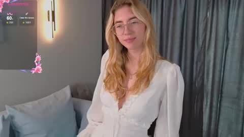 Emma online show from October 2025 08:47:02 AM