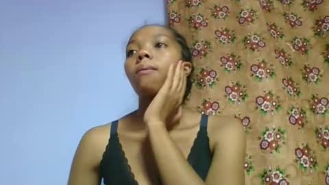 rosah225127 online show from April 2026 04:05:01 PM
