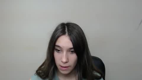 Rose online show from October 2025 06:43:02 AM