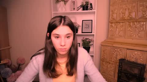 Snapshot of rosalais_ chatting on May 2026 06:51:02 AM Rose online show from May 2026 06:51:02 AM