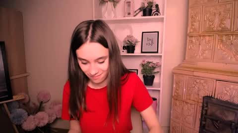 Snapshot of rosalais_ chatting on May 2026 06:54:01 AM Rose online show from May 2026 06:54:01 AM