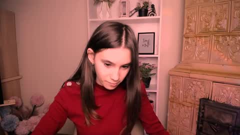 Snapshot of rosalais_ chatting on May 2026 06:20:02 AM Rose online show from May 2026 06:20:02 AM